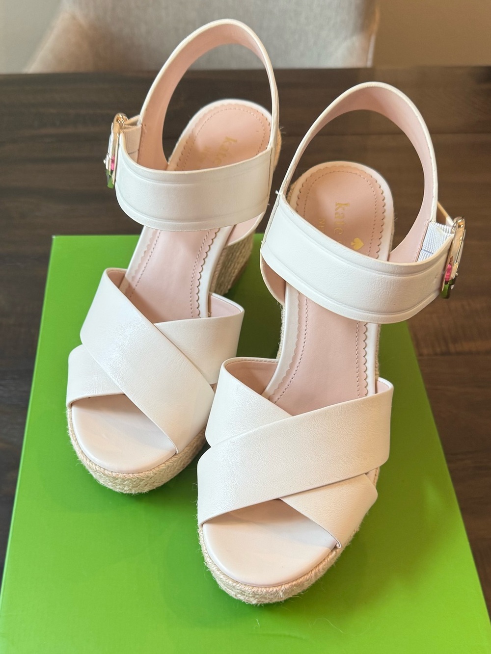 KATE SPADE: Della Wedge; Parchment, 7.5